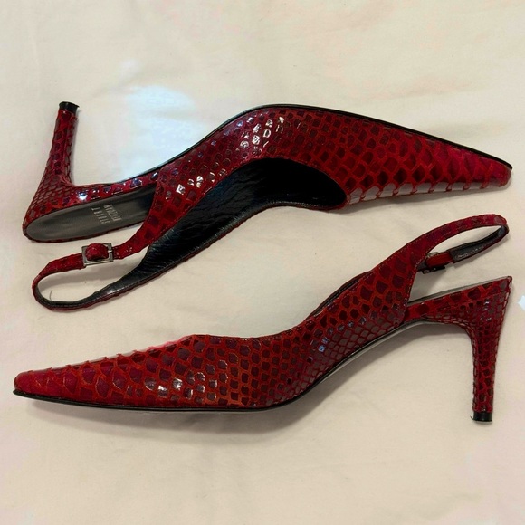 Stuart Weitzman Red Snakeskin Pointed Slingback Heel - Picture 11 of 11